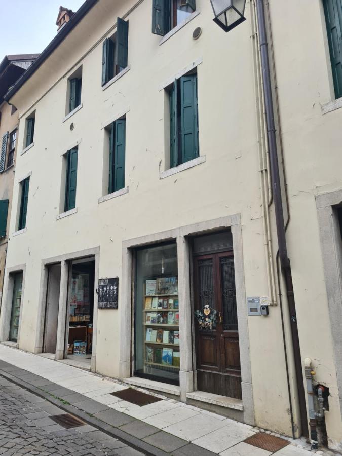 Via Mezzaterra 10 Apartment Feltre Bagian luar foto
